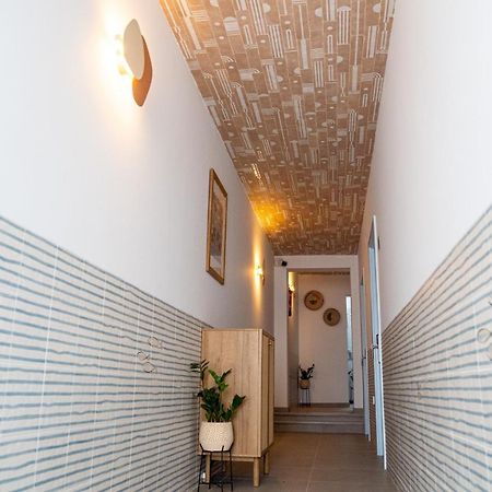 Hostal Tarantelo Conil Conil De La Frontera Exteriör bild