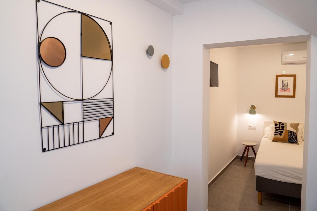 Hostal Tarantelo Conil Conil De La Frontera Exteriör bild