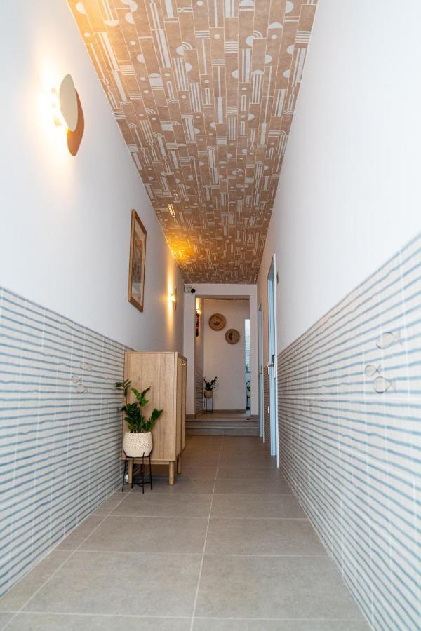 Hostal Tarantelo Conil Conil De La Frontera Exteriör bild
